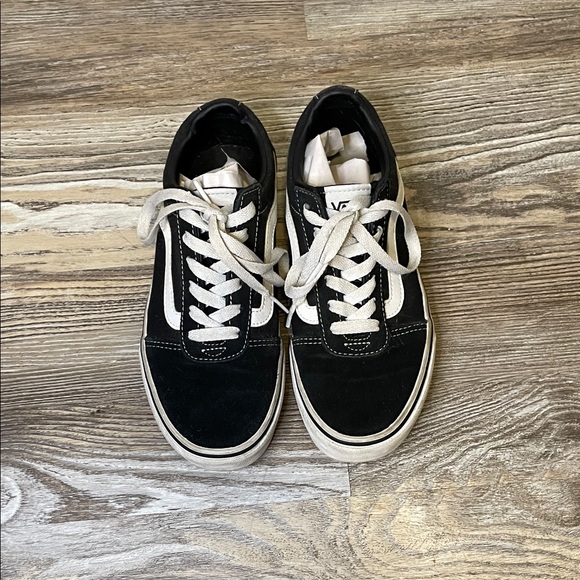 Vans Shoes - Vans Black and White Lace-Up Shoes